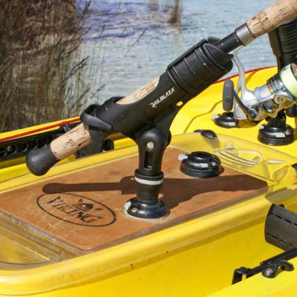 Railblaza Swivel Port — swivel port 360° (view 2)